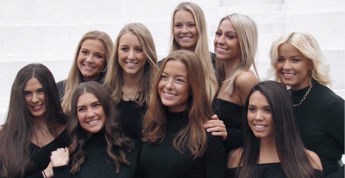 Home Delta Gamma at University of Illinois